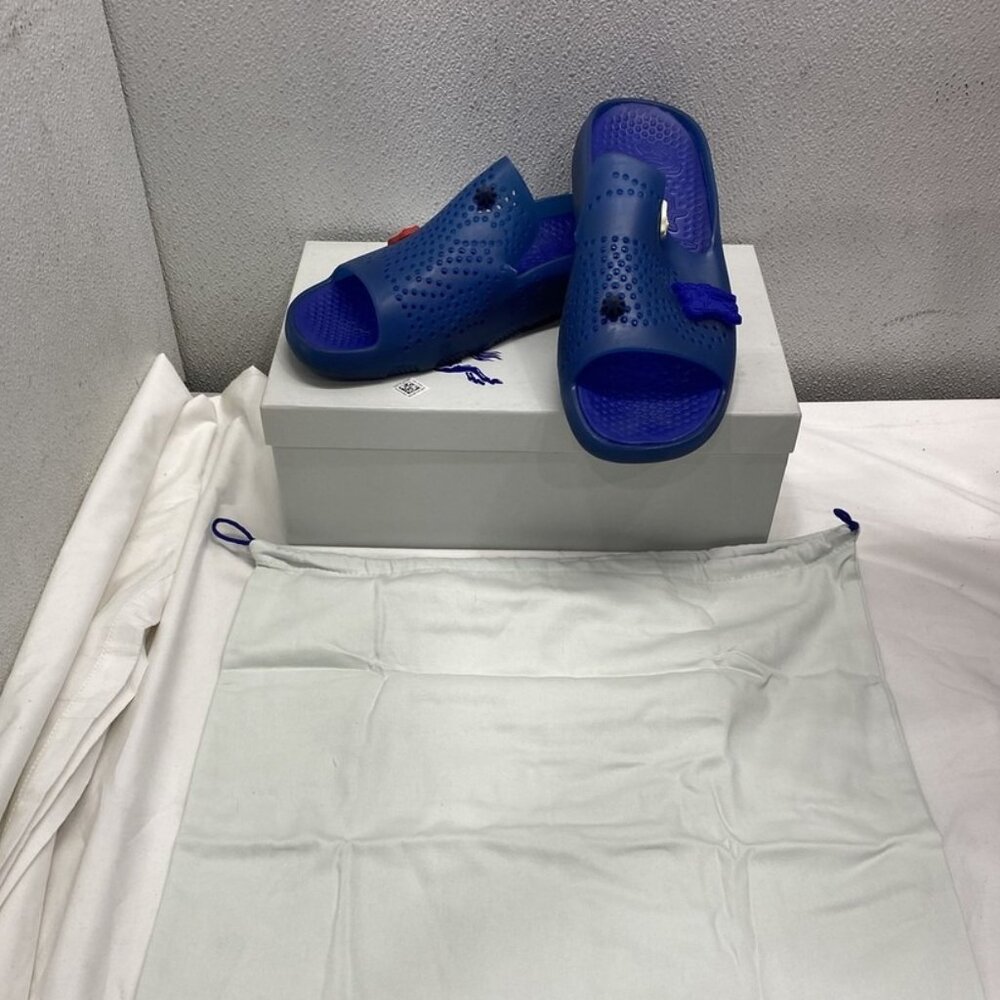 Burberry Men’s Stingray Slides Sandals – Blue – Size 10.5